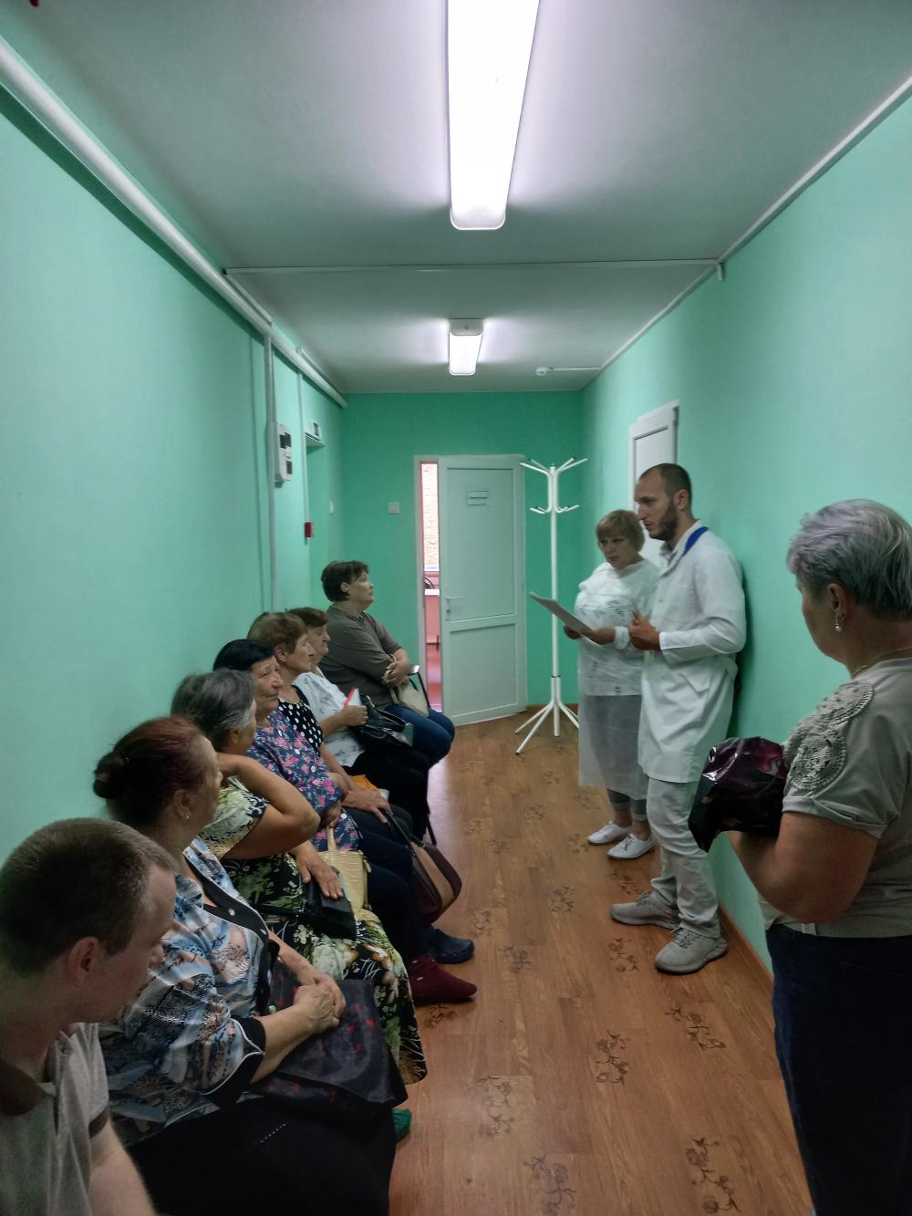 Выездная бригада медиков работала в селе Верхняя Ярославка